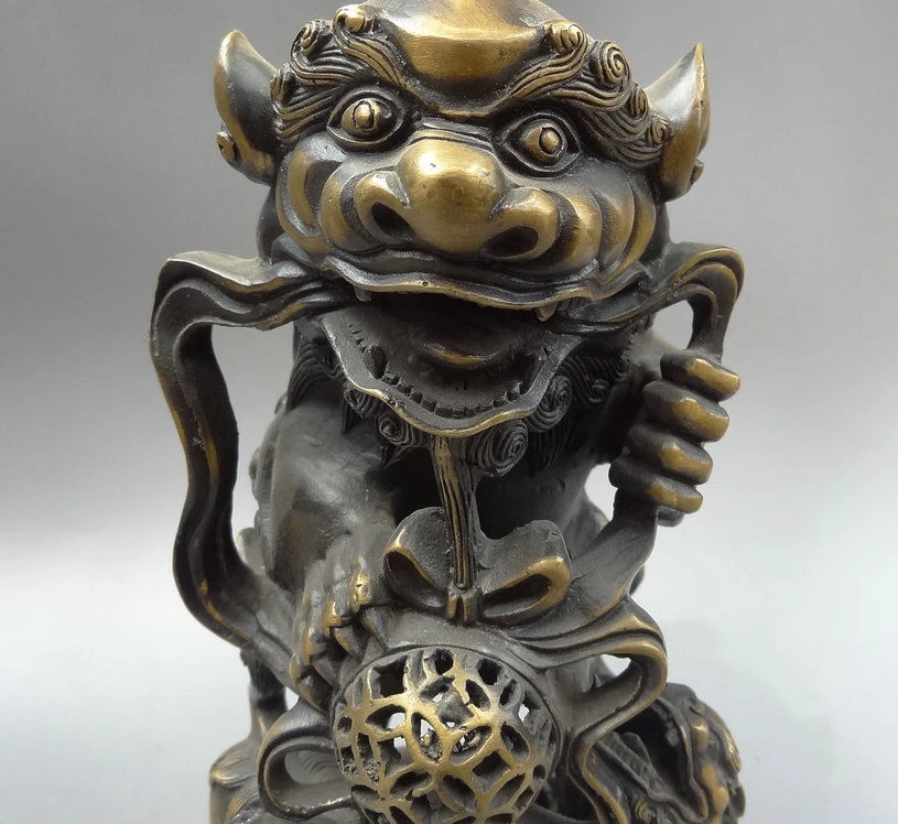 

Chinese FengShui Bronze Happy Foo Fu Dog Lions Beast Ball Drum Statue Sculpture