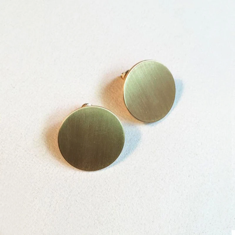 

Fashion Round Metal Sheets stud Earrings For Women Punk Minimalist Jewelry Ladies Alloy Sequins Do not fade Statement Earrings
