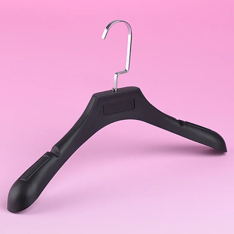 Korean women shop black plastic hangers wholesale frosted smooth flat