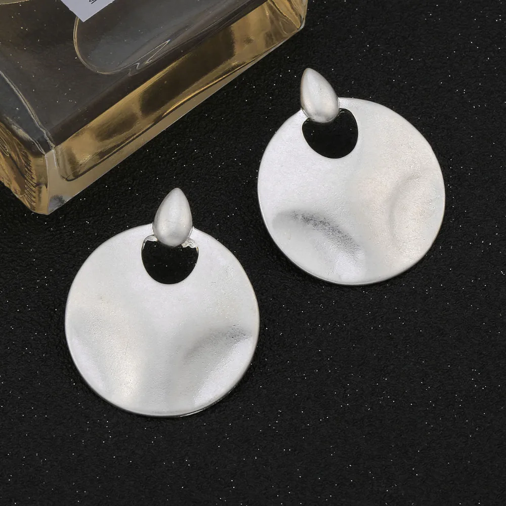 

Statement Big Silver Round Earring for Women Vintage Geometric Crush Exaggerated Earrings Fashion Jewelry Punk Party Gift New