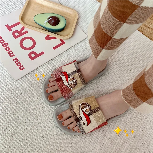 

Women Slippers Summer Women Slides Cute dog Cartoon Platform Sandals Slip On Flip Flops Beach bathroom Slippers Zapatillas Mujer