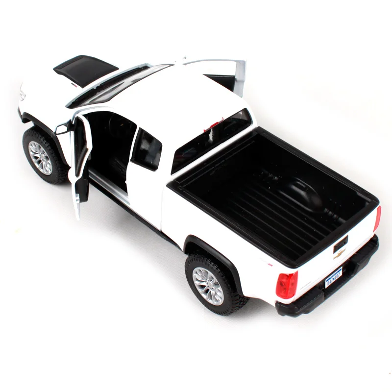 Коллекционная модель автомобиля Maisto 1:27 2017 Chevrdet Колорадо ZR2 Игрушечная новая в