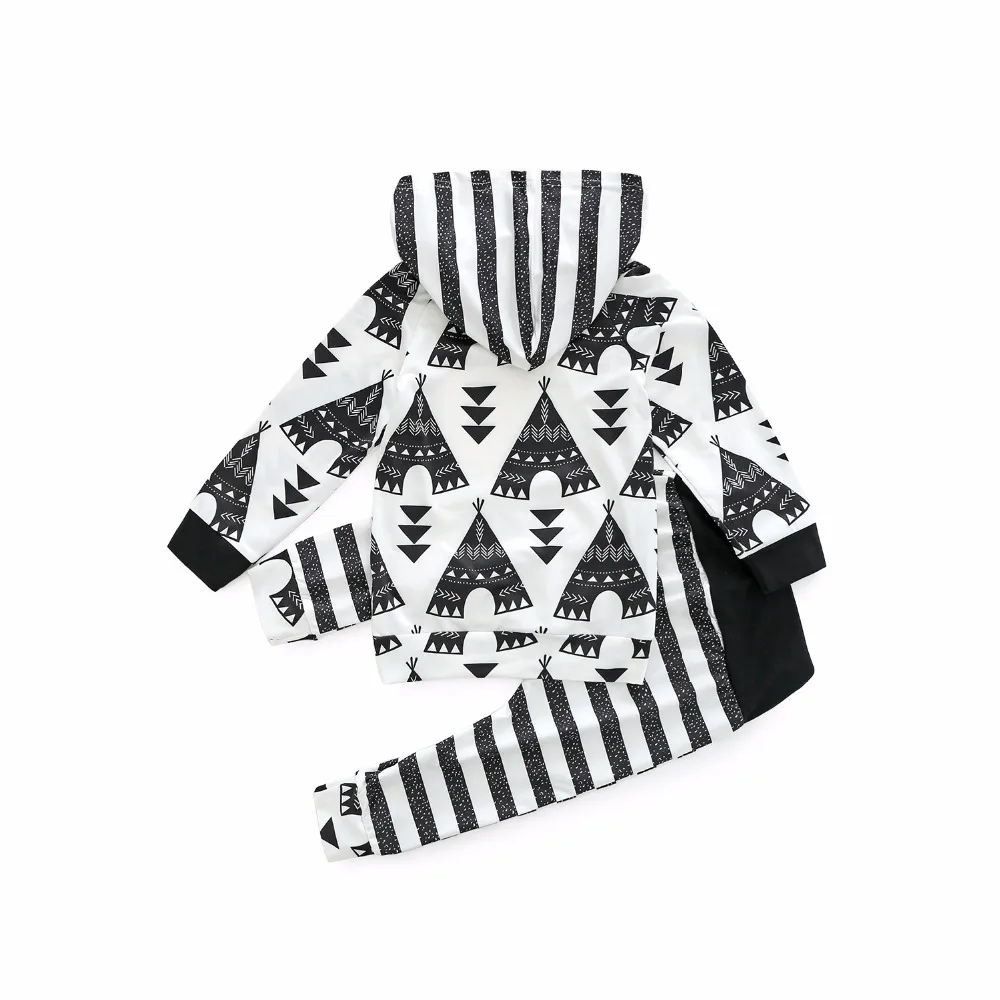 8599704960_457880003