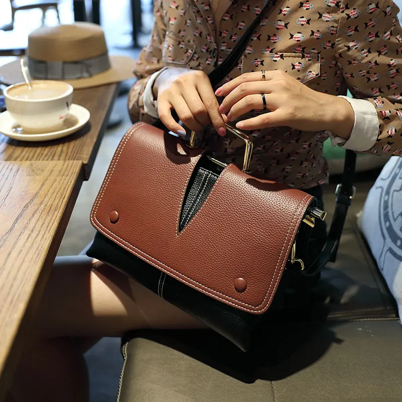 

2018 New European and American fashion trend bag, top layer leather bag, handbag, shoulder bag, leather bag.
