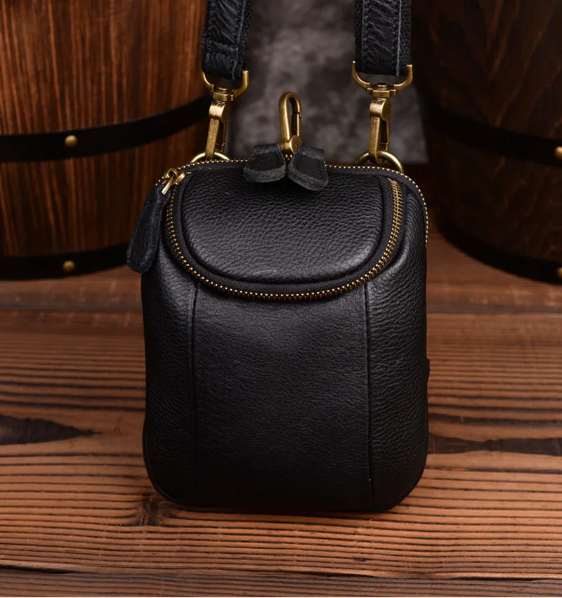 AETOO The first layer of leather men's small bag leather casual small bag mobile phone diagonal cross bag black small bag slung