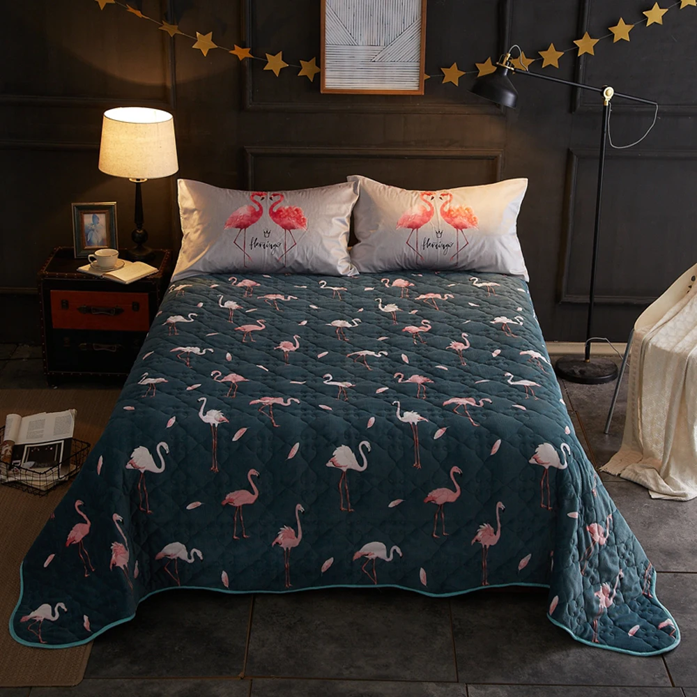 

2018 Flamingo Dark Green Print Quilting 3pc Bedspread Set Pillowcases Microfiber Polyester Stitching Bedlinens Coverlet Bedsheet