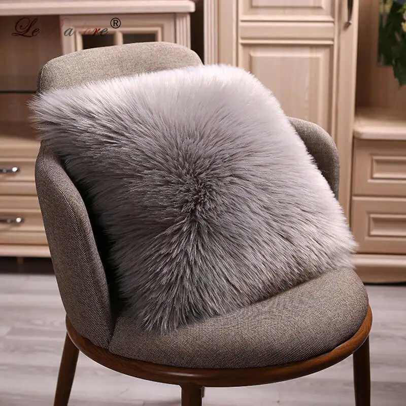 

LeRadore Custom New Plush Pillowcase Soft Imitated Wool Long Furry Sofa Cushion Cover 50*50cm Pillow Cover for Sofa Home Decor