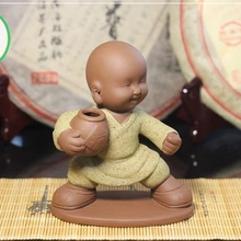 Чайная фигурка для набора Кунг Фу Ча Мальчик с винным бочонком(жёлтая одежда