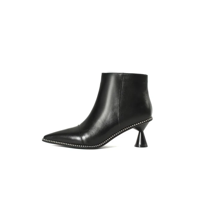 

boots women's new autumn/winter 2018 leather boots with pointed toes and versatile high heel low boots hot style