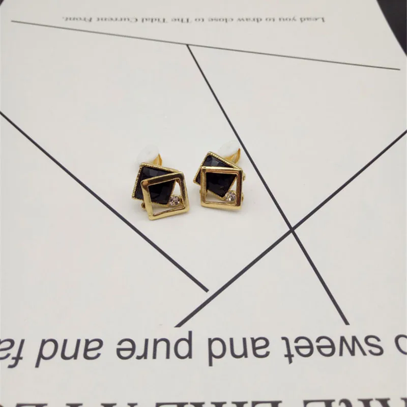 Movie star gold plated square shape imported crystal earrings  (6)