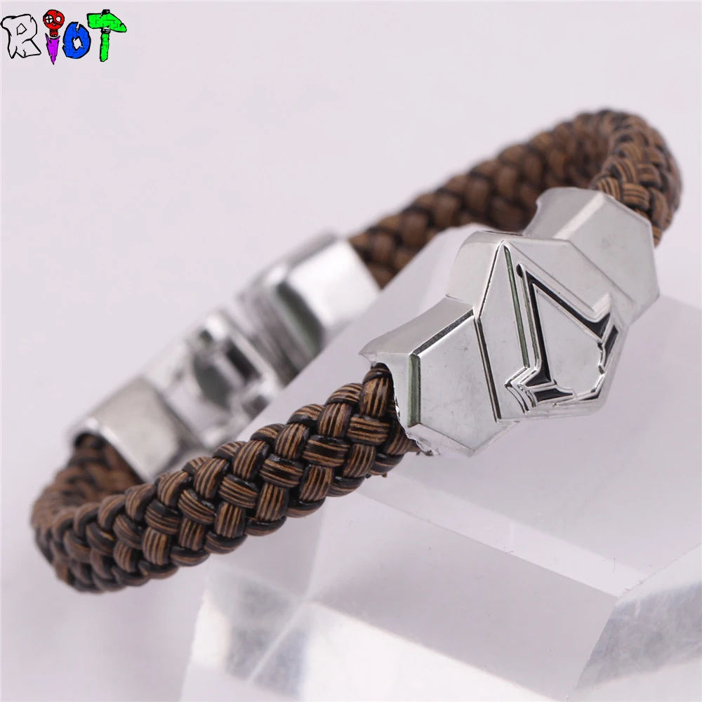 Boho Ретро панк синдикат Assassins лист титана браслеты Плетеные кожаные Braclet мужские