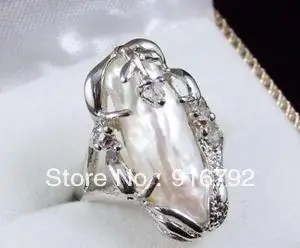 

free shipping P&P *******Charming Jewellery really white Baroque Pearl ring