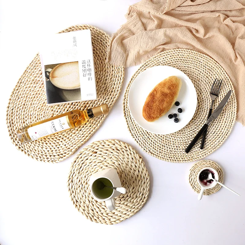 Home Mat Natural Straw Design Table Insulation Pad Round Placemats Dining Table Mats Kitchen Accessories Decoration Pad Coaster
