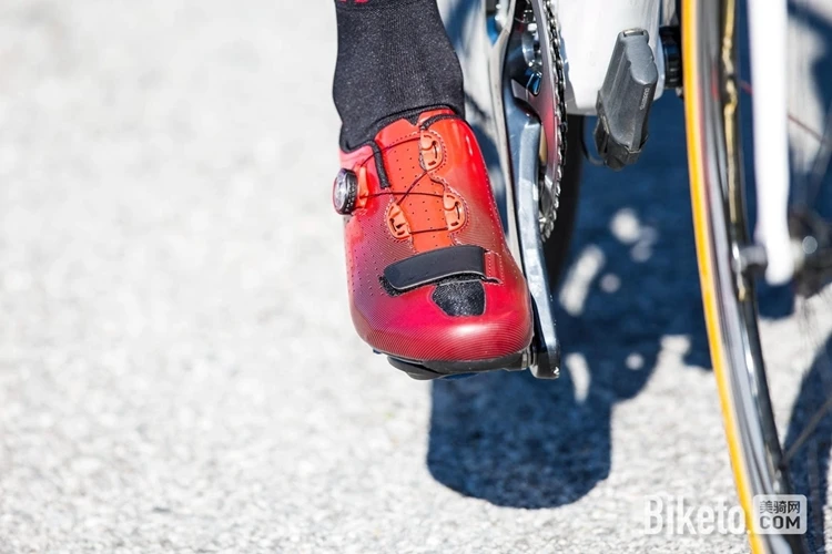 Shimano SH RC7 Ограниченная серия велосипедная обувь Мужская для шоссейного