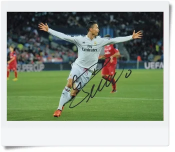 

signed Cristiano Ronaldo autographed original photo 7 inches freeshipping 4 versions 062017 B VERSION