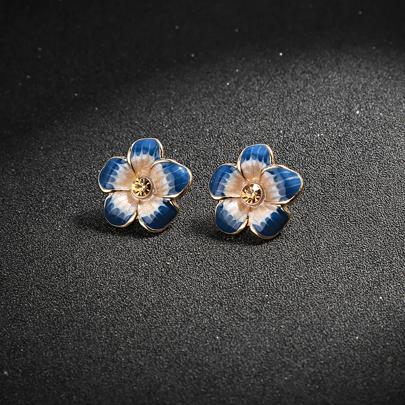 

Wholesale Dropshipping Jewelry Vintage Tiny Enamel Flower Stud Earrings For Women Fashion Simple Earrings Custom Jewelry