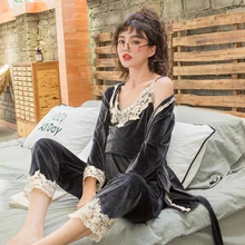 3 Pcs/Set Maternity Pajamas Pregnancy Clothes Nursing Sleepwear Fashion Gold Velvet Breastfeeding Pajamas Maternity Clothes A207