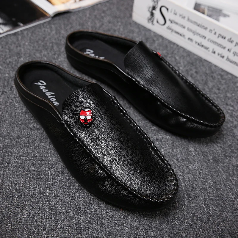 

2018 Summer Sandals Male Shoes Fashion PU Leather Flat Shoes Man Slippers For Men Breathable Mens Slides 39-44