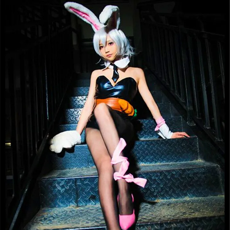 Rabbit cosplay. Костюм Банни герл. Ривен кролик. Девушка в костюме кролика.