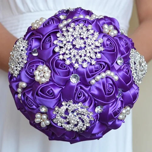 High Quality Hand Made Artificial Wedding Bouquets Flower Crystal Bridesmaid Rhinestone Bridal Wedding Bouquet de mariage - Цвет: Фиолетовый