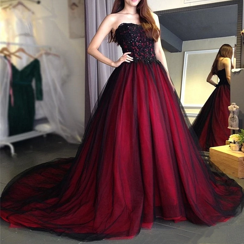 

Sexy Gothic wedding dress black and red Sweetheart Beading Lace Up Long Black Burgundy Bridal Gowns wedding gown