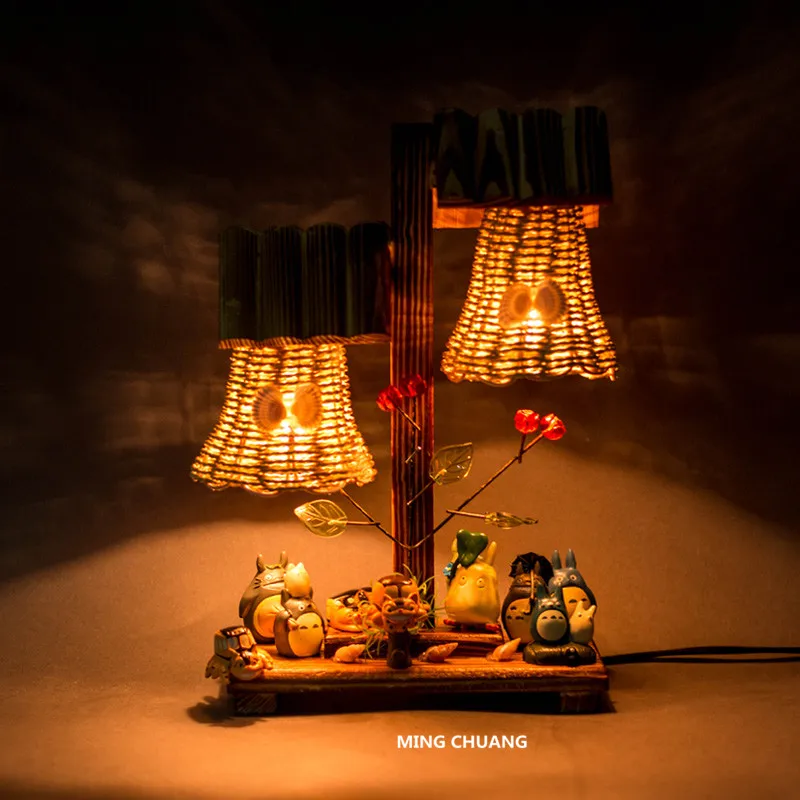 Tonari-No-Totoro-Grass-Wall-May-Night-light-Table-Lamp-Bedside-Lamp-With-LED-Light-Christmas (4)