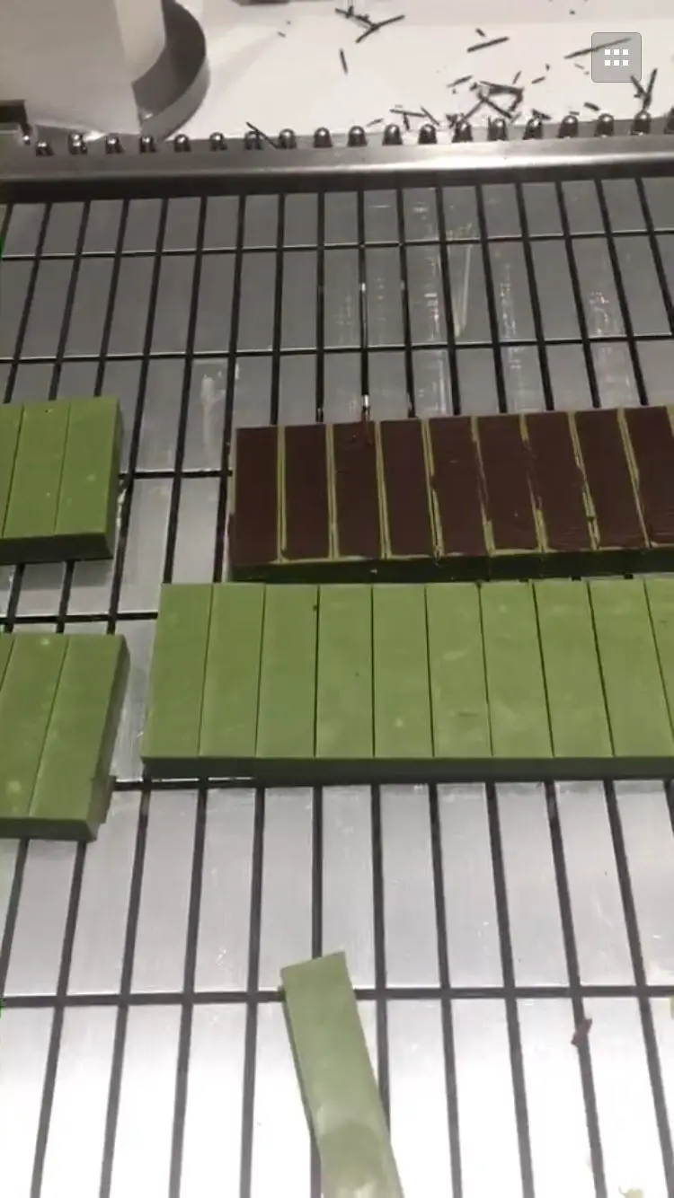 Manual Chocolate Cutting Machine/Chocolate Slicing Machine/Chocolate Slicer/Strip-type or Square type