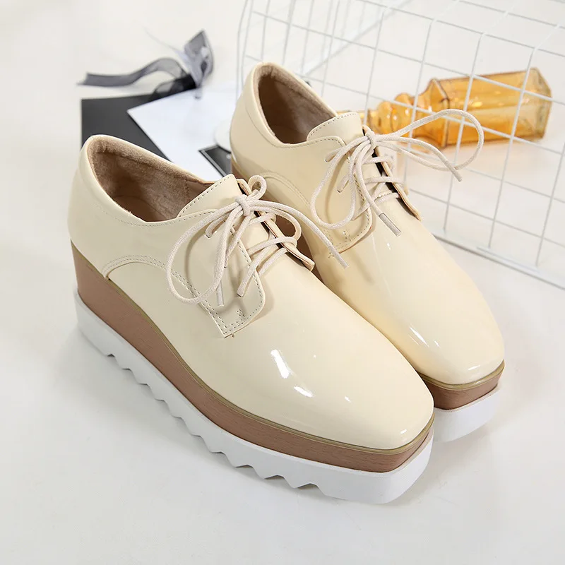 

Thick-soled Muffin Shoes Female Spring 2019 New English Wind Painted Leather Single Student Leisure Tie Small Shoe 35-39