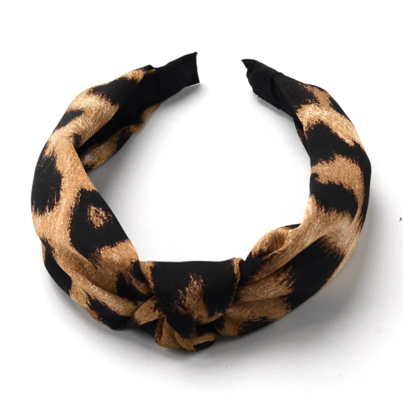 

Bohemian Velvet Leopard Knot Hairband Ladies ethnic Geometric Leopard Pattern Knotted Hairband customized Hair Accessories