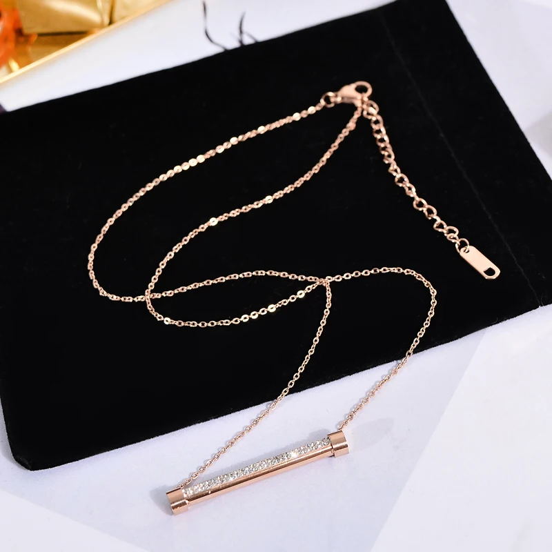 

YUN RUO 2018 Rose Gold Color Luxury Qualities Fashion Crystal Lamp Pendant Necklace Titanium Steel Jewelry Woman Gift Not Fade