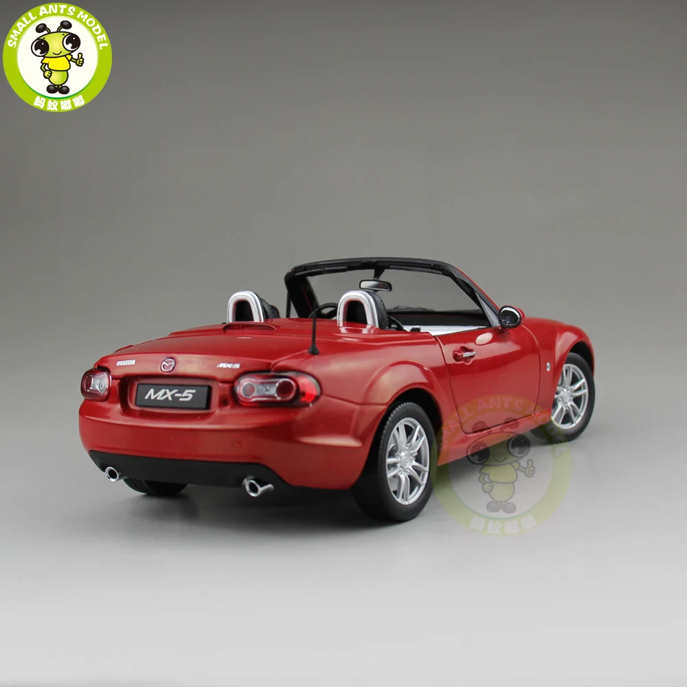 1/18 Mazda MX-5 MX 5 Roadster литая под давлением металлическая модель автомобиля игрушка мальчик девочка подарок коллекция красный