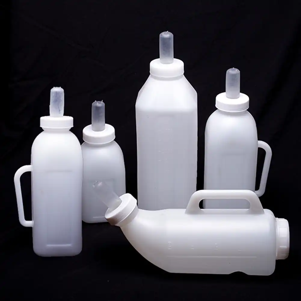2Liter Plastic Calf Feeding Milk Bottle with Handle for Animal Feeding Milk UseFeeding