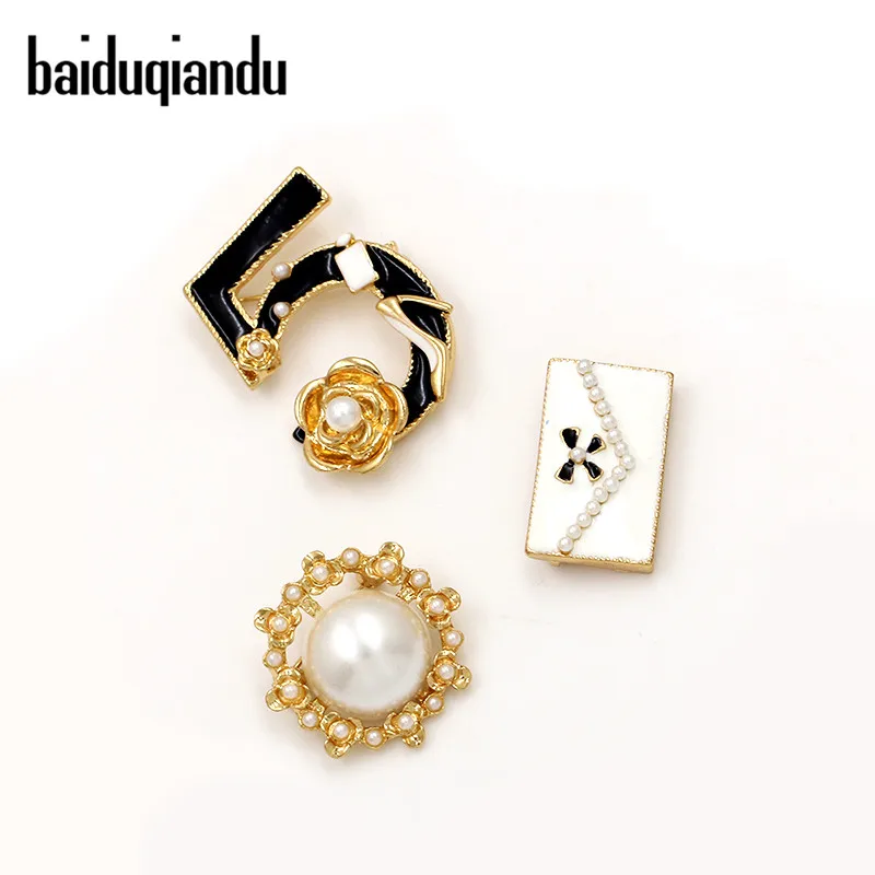 

baiduqiandu 3pcs/set Charm Simulated Pearl Brooch Pins For Women Hand Bag Pendant Number 5 Coat Bag Brooch Enamel Jewelry