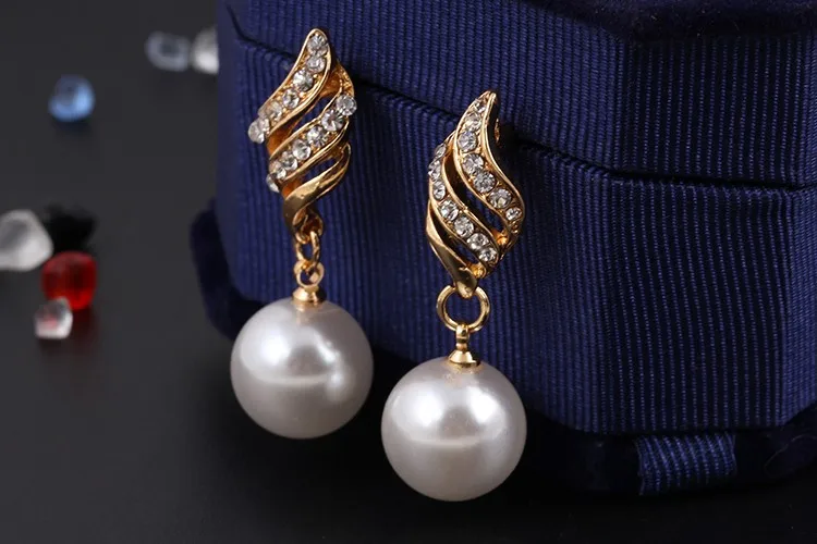 17KM Fashion Women Necklace Earrings Jewelry Sets Crystal Gold Color Big Simulated Pearl Wedding Party Jewelry Sets For Women 36