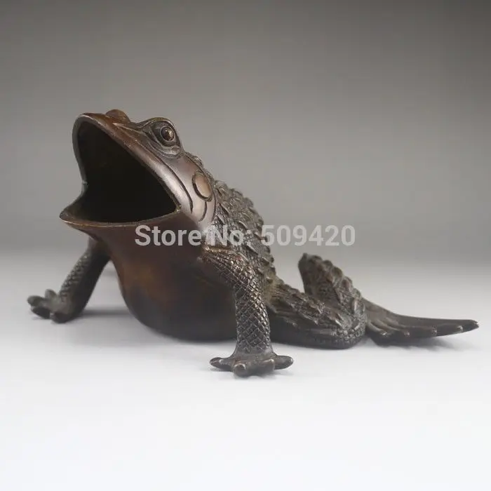 aChinese Bronze Statue - Frog NR/XY10 Lucky frog