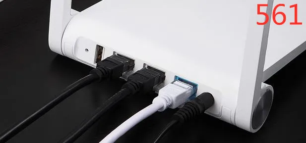 

Silvery white 1M cat5 network jumper with crystal head router network line indoor and outdoor network line.