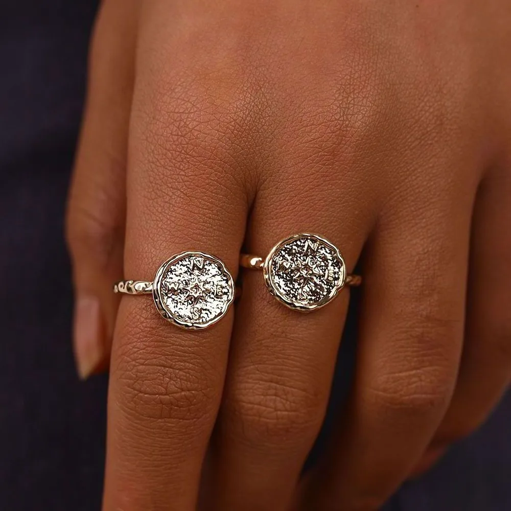 Gold Color Hammered Travel Wanderlust Compass Ring Vintage Best Friends Rings for Women Graduation Gift Friendship Jewelry