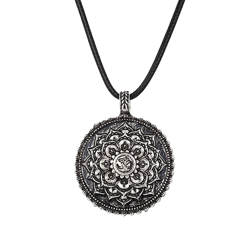 

1Pcs Retro Tibet Spiritual Necklace Mandala Pendant Necklace Geometry Amulet Religious Jewelry