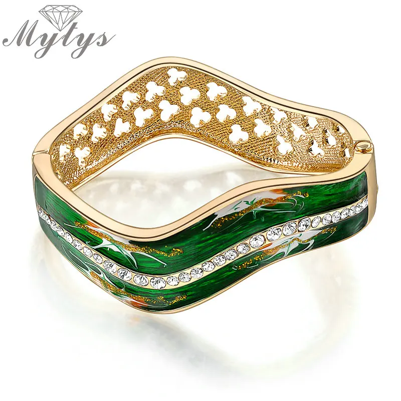 

Mytys Green Color Irregular Geometric Enamel Bangle Hollow Flower Zircon Beaded B928