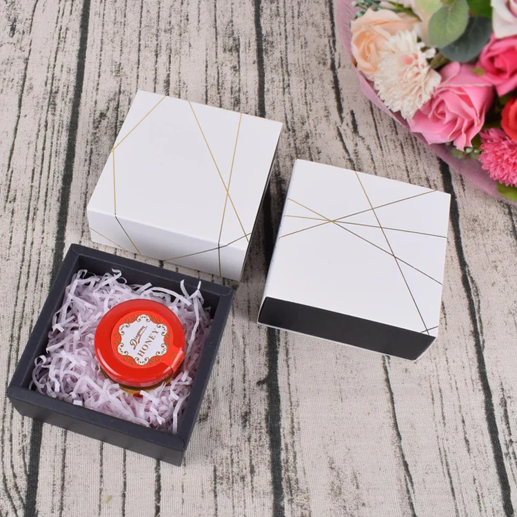 Мода Высокое качество браслет серьги ожерелье упаковка украшений Дисплей Подарочная коробка с рафией ткани подушки подарочные коробки