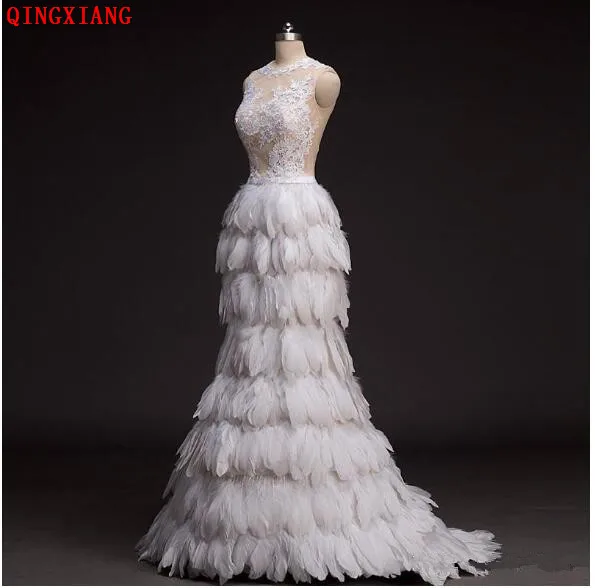 

Black & White Chicken Feather Mermaid Prom Dresses 2019 Elegant Lace Applique Beading Evening Gowns Pageant Graduation Dresses