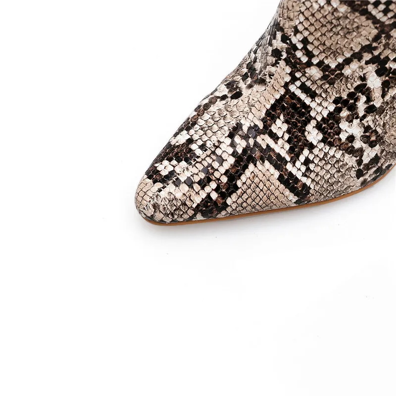 Женские зимние теплые плюшевые сапоги до колена из змеиной кожи с принтом женские облегающие сапоги на резиновом каблуке 10 см женские модельные туфли на молнии