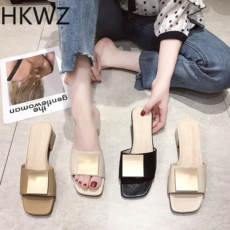 

Women's sandals non-slip wear a word drag female 2019 summer comfortable fashion simple wild thick with 4cm sandals size 35-40