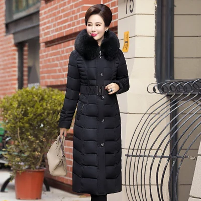 Куртка осень-зима Для женщин среднего возраста плюс Размеры толстый меховой воротник зимнее пальто, парки Для женщин длинное пальто с капюшоном, хлопковая верхняя одежда L-5XL - Цвет: Black