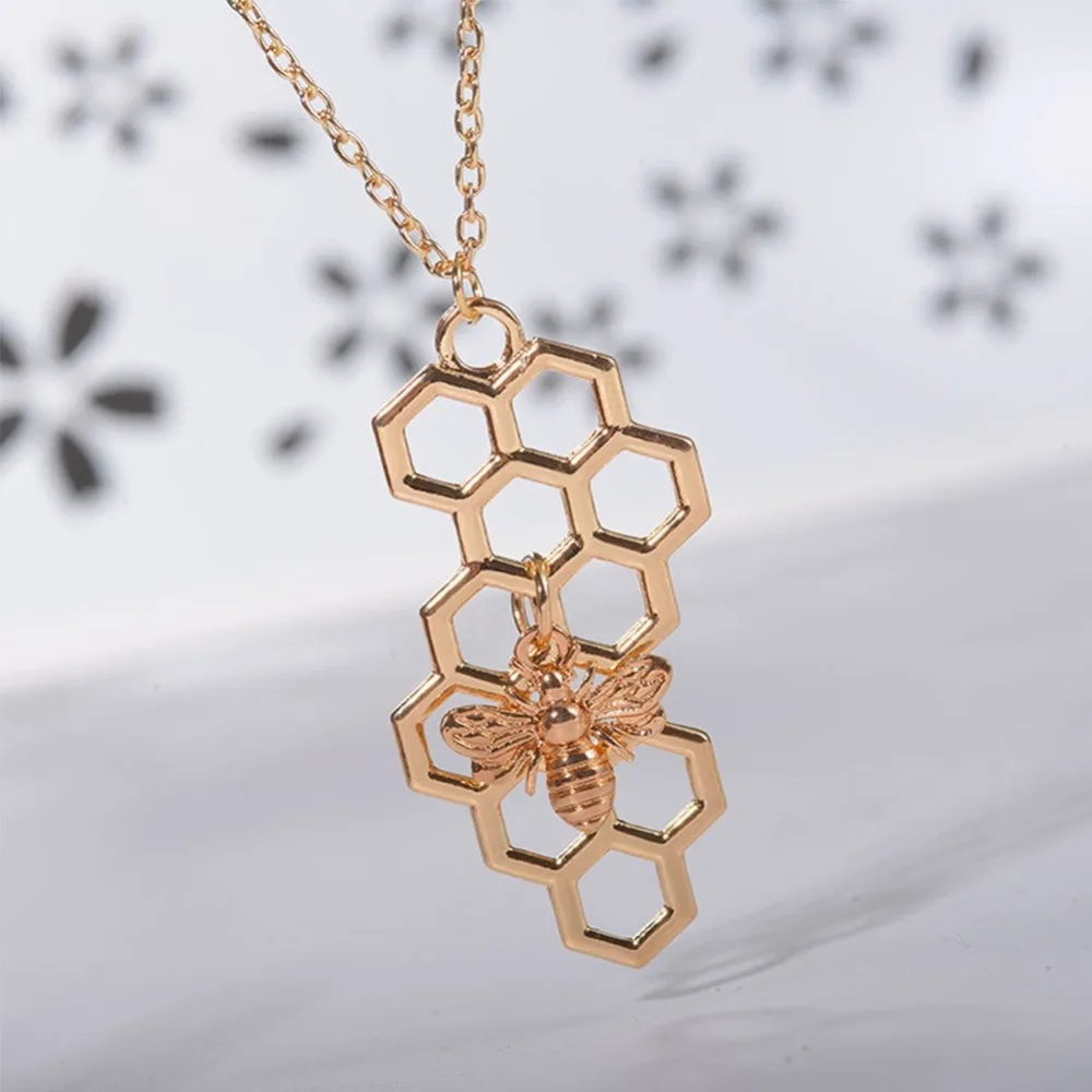 

Nature Jewelry Geometric Hexagon Honeycomb Necklace with Bee Charm