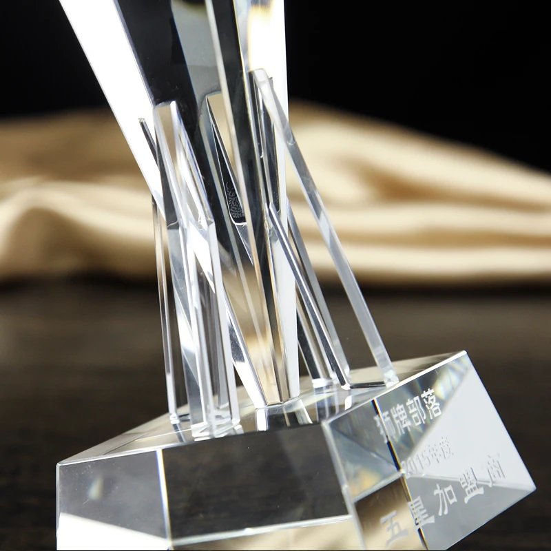 Персонализированный кристалл трофей с спортивные темы награды оптом