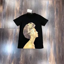 Женская футболка с короткими рукавами и принтом