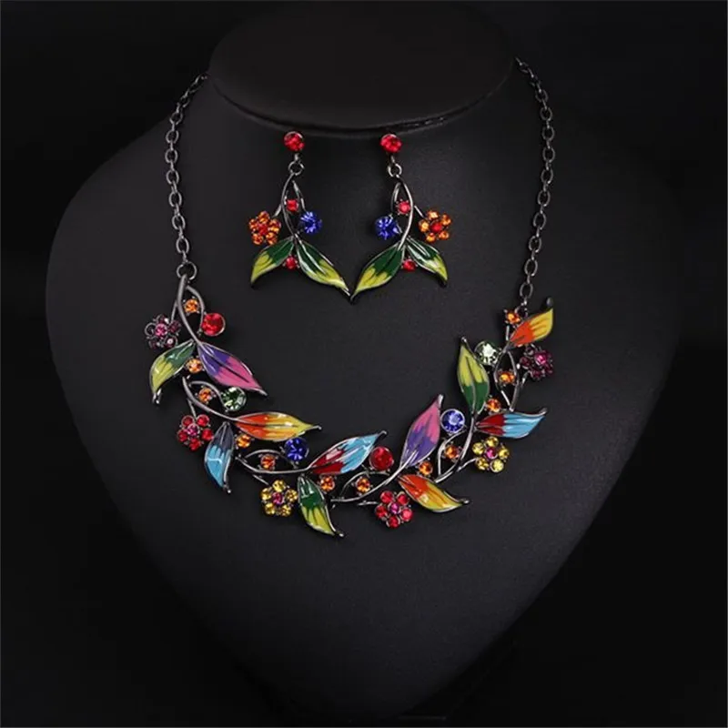 

New Fashion Enamel Jewelry Plant Leaves Jewelry Sets Women Hyperbole Trendy Crystal Party Necklace And Earrings