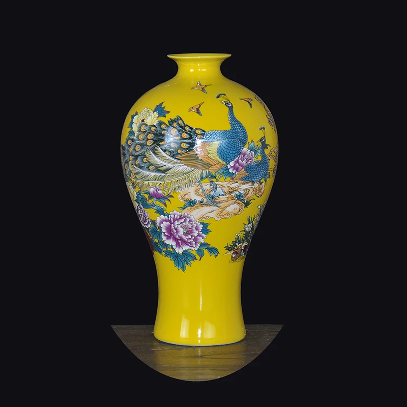 Jingdezhen Ceramic Vase Vintage Chinese Style Fine Smooth Surface Animal Vase