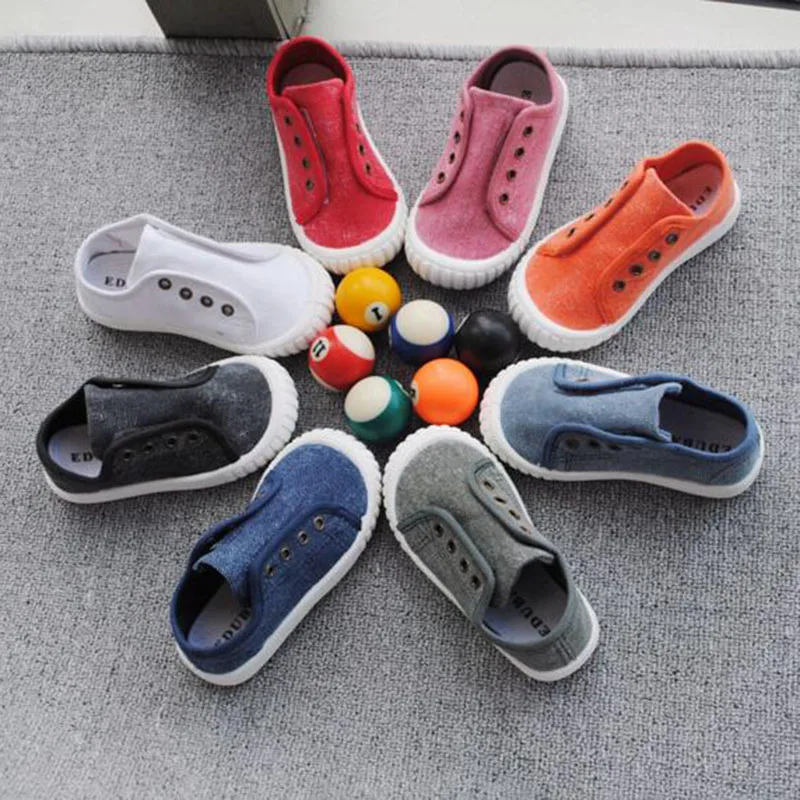 

Kids Canvas Breathable Comfortable Injection Single Shoe Soft Bottom Solid Candy Color Non-slip Slip-on Fashion Boys' Girls Shoe